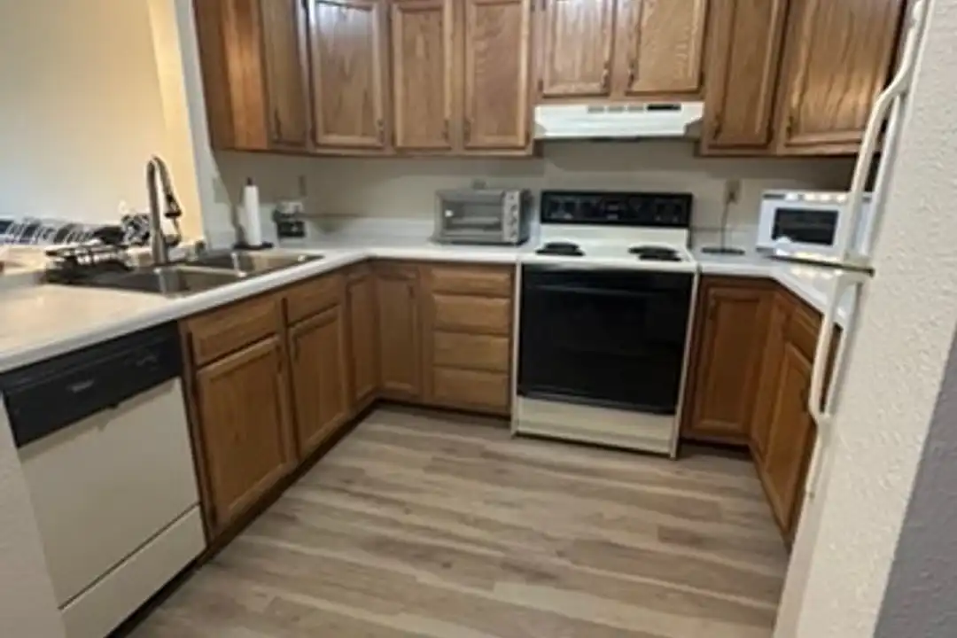 802 West Main St unit 9 – photo 1 of 10