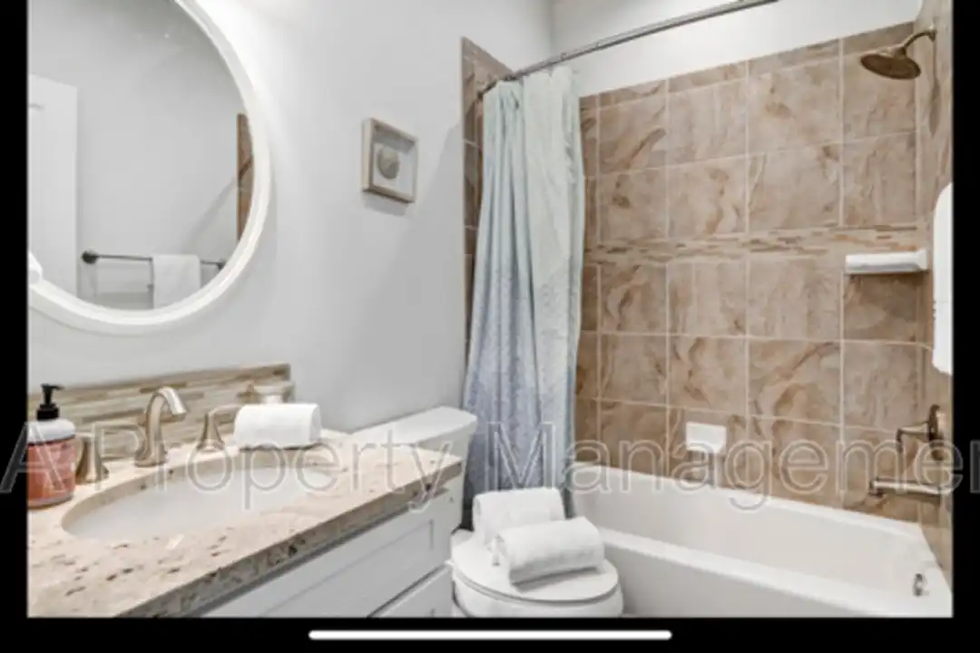 1419 Coal Ave SW - View 4