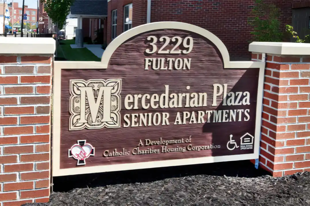 3229 Fulton Rd – photo 1 of 7