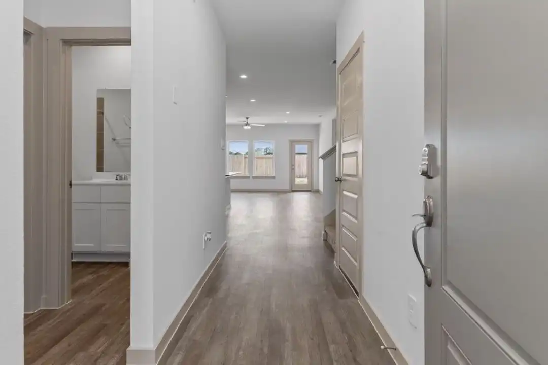 1039 Great Barracuda Ln - View 2