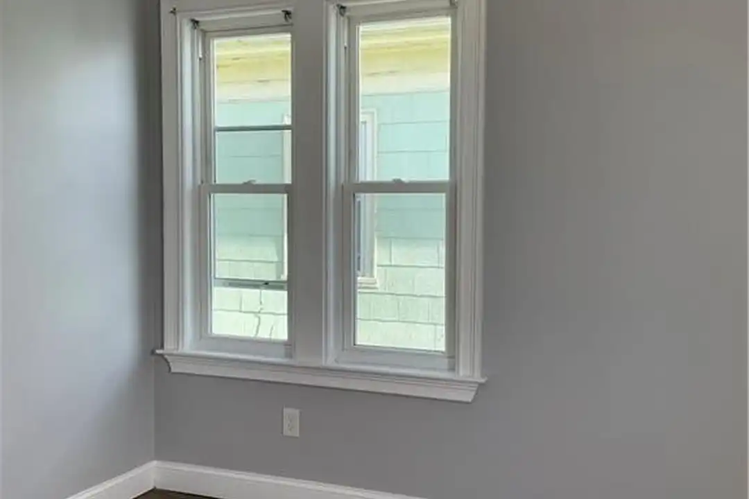 Apartment in Providence - View 5