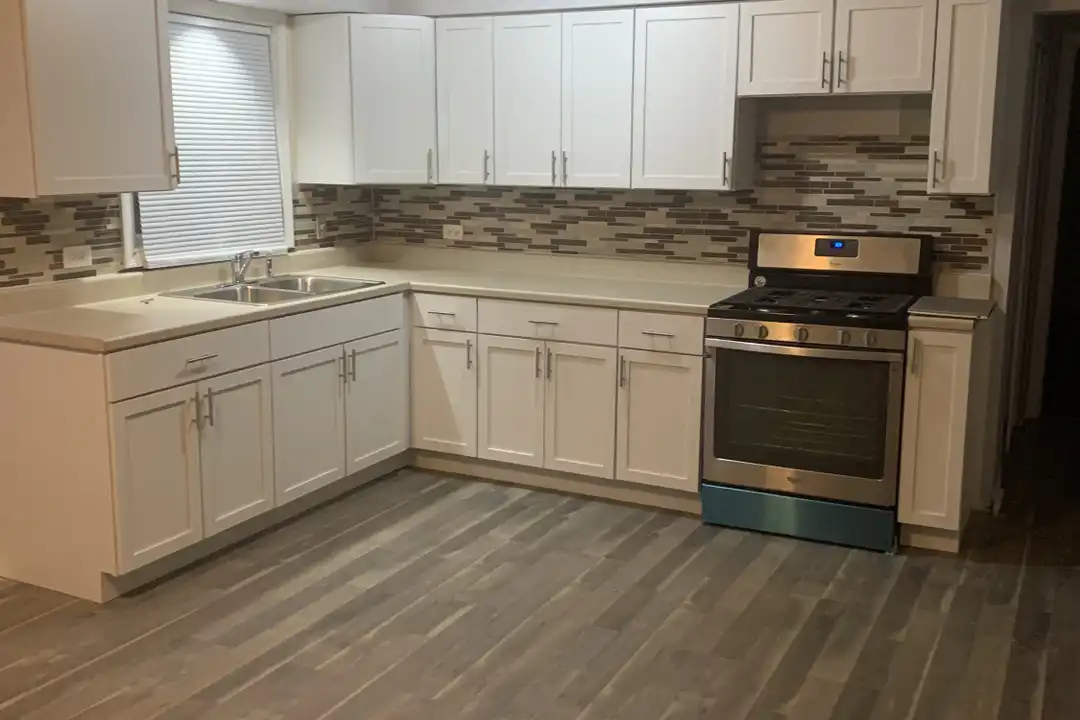 1645 Downs Dr unit 2 – photo 1 of 28