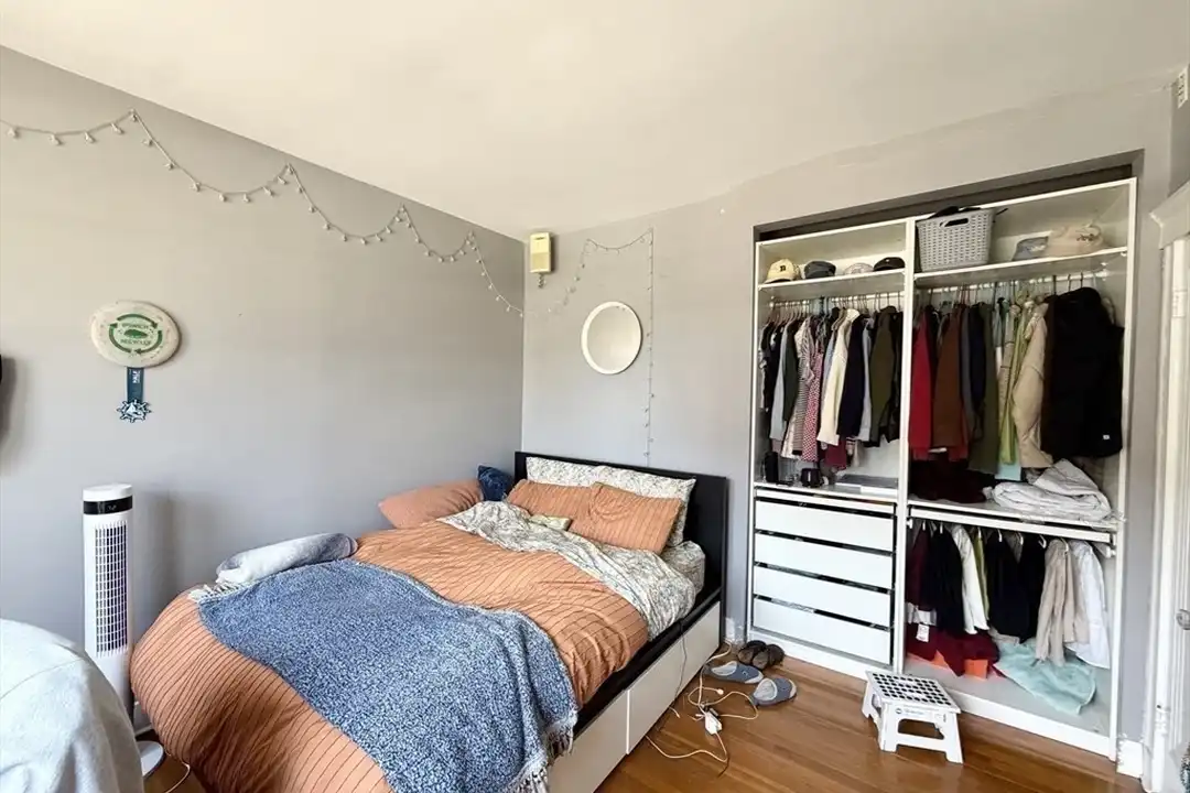 335 S Huntington Ave unit 1 - View 5