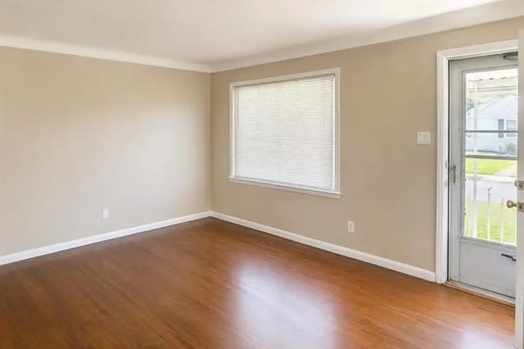 691 E Mapledale Ave - View 4