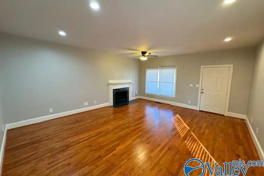 2510 Whitesburg Dr - View 5