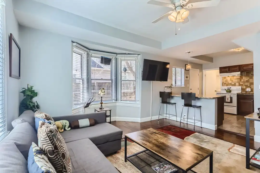 103 E Chester St unit A - View 6
