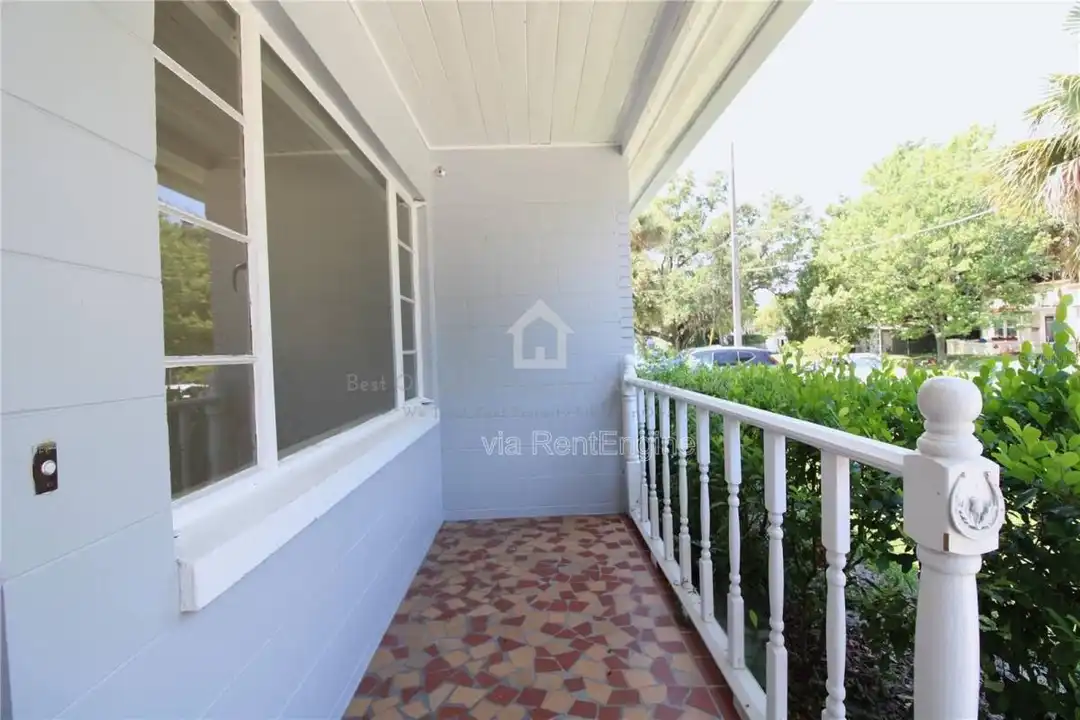 1639 Oakmont Ln - View 4