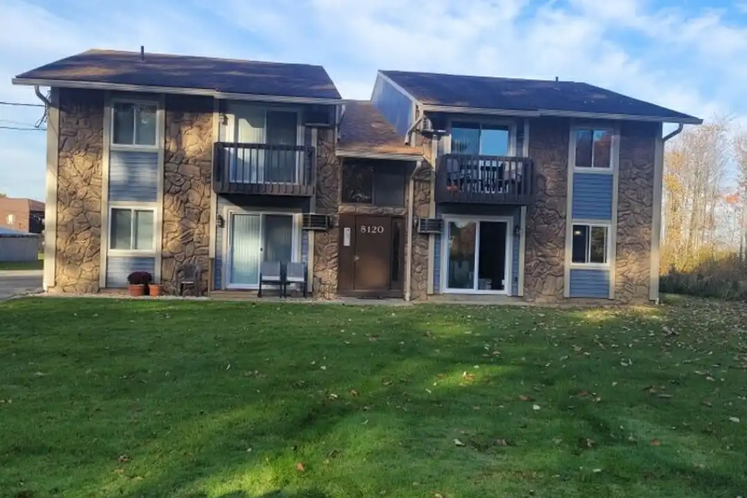 8120 Stadler Ave unit 8120 Stadler Ave. Apt. 3 – photo 1