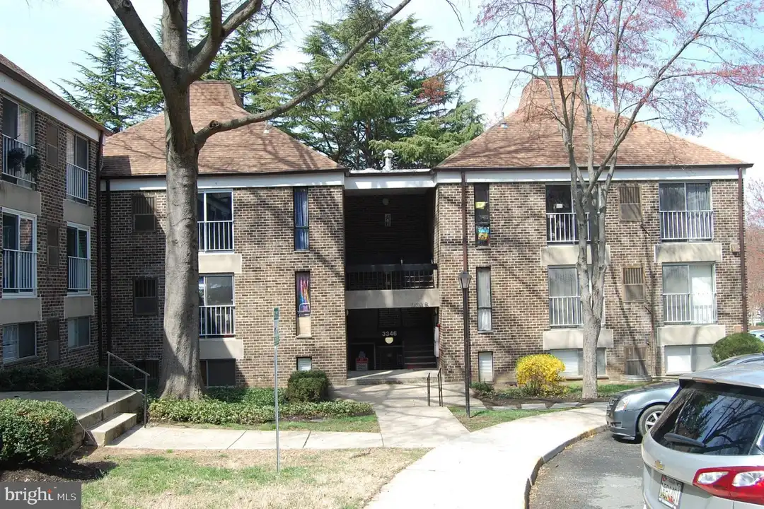 3346 Hewitt Ave #1-1-A – photo 1