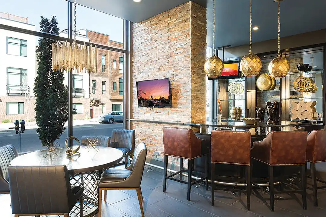 The Douglas Apartments – photo 1