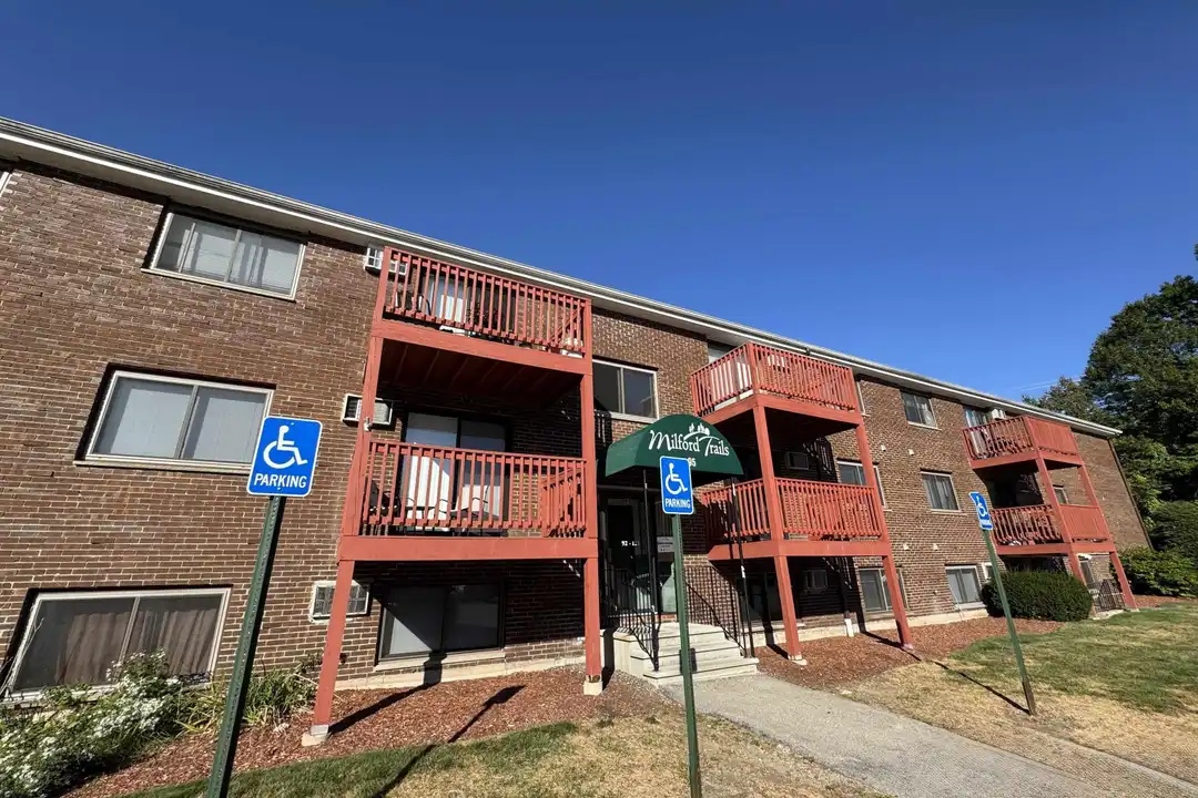 95 Powers St #67 - More