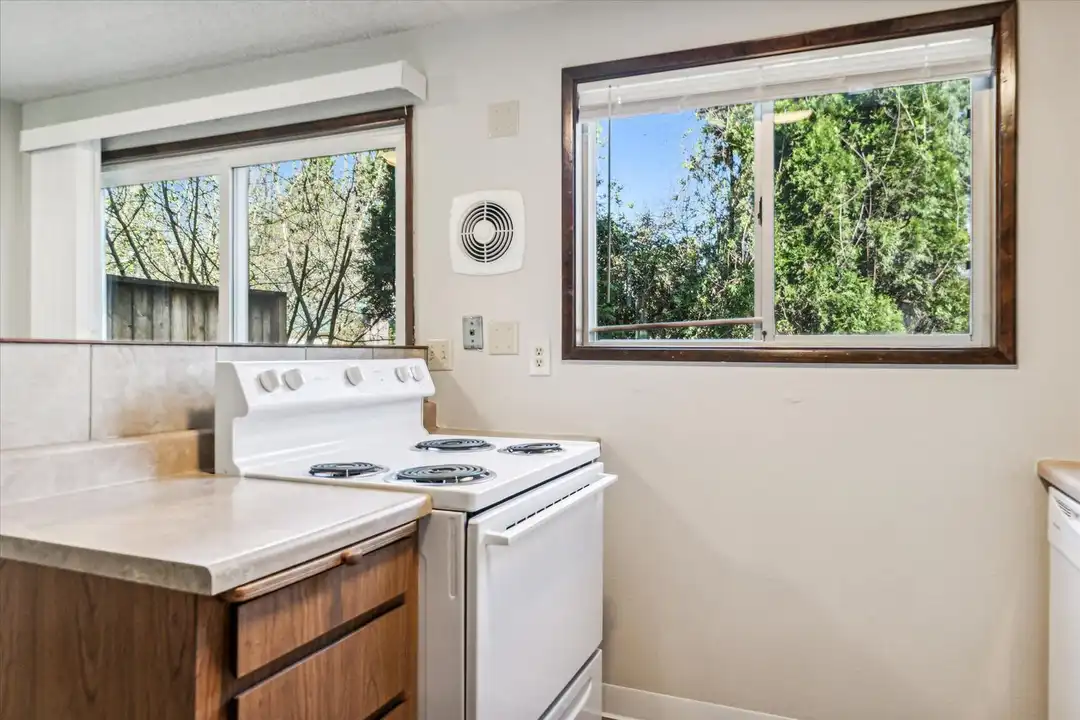 5847-5855 SE Holgate Blvd unit 5855 - View 3