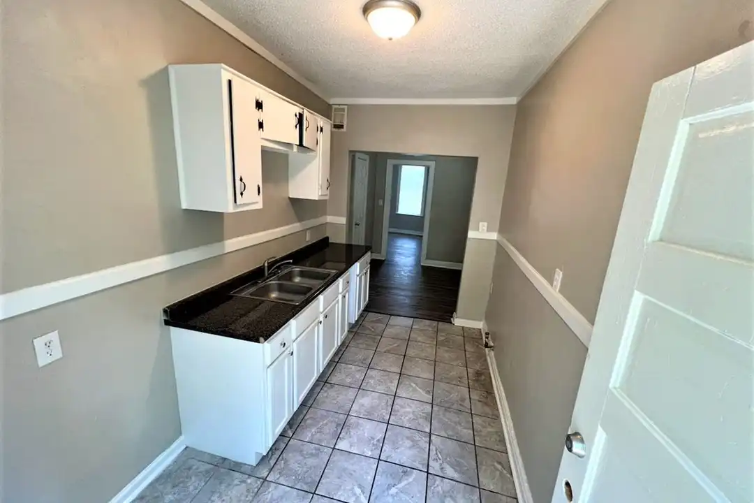 1304 Court Ave unit #2 - Вид 5