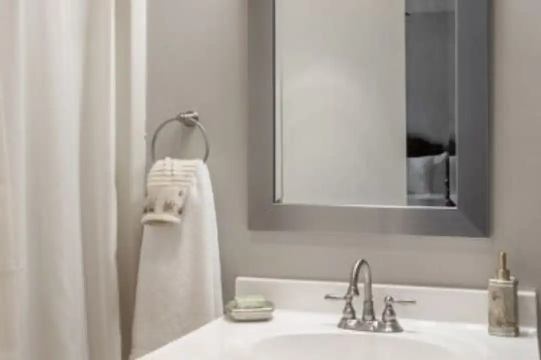 1290 Hatfield Dr unit 1070 - View 2