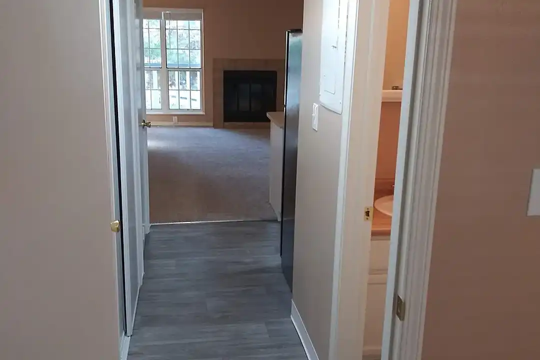 Victoria Inn Apts - View 5