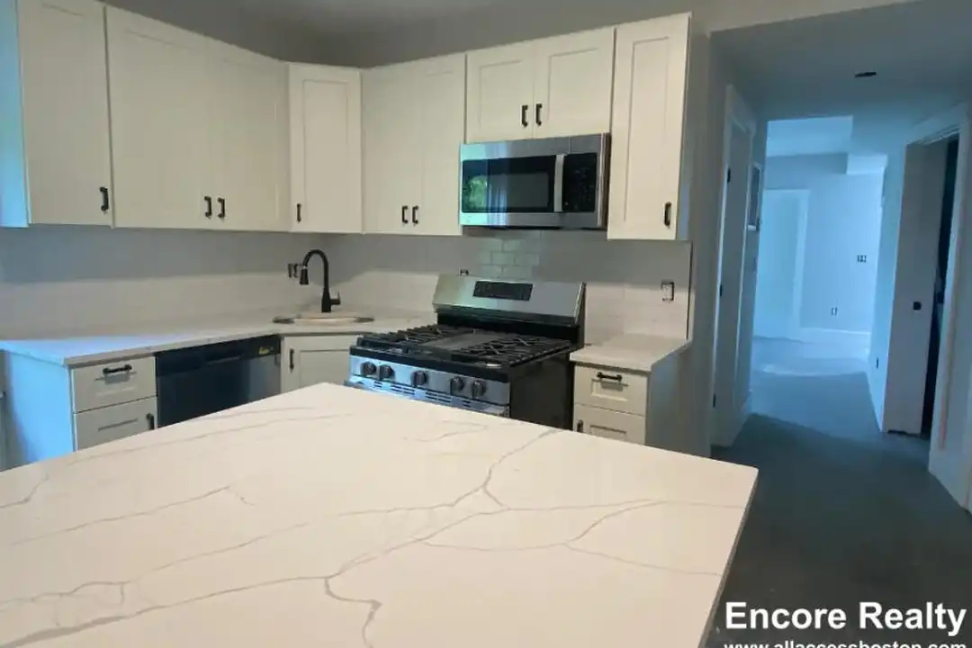 118 Marginal St - View 2