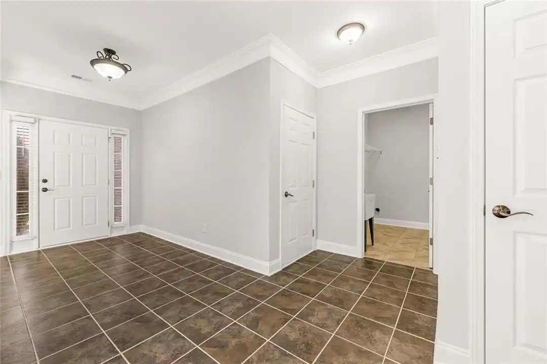 3329 Rosecliff Trace NE - View 5