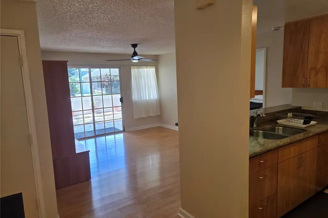 91-1072 Makaaloa St - View 5
