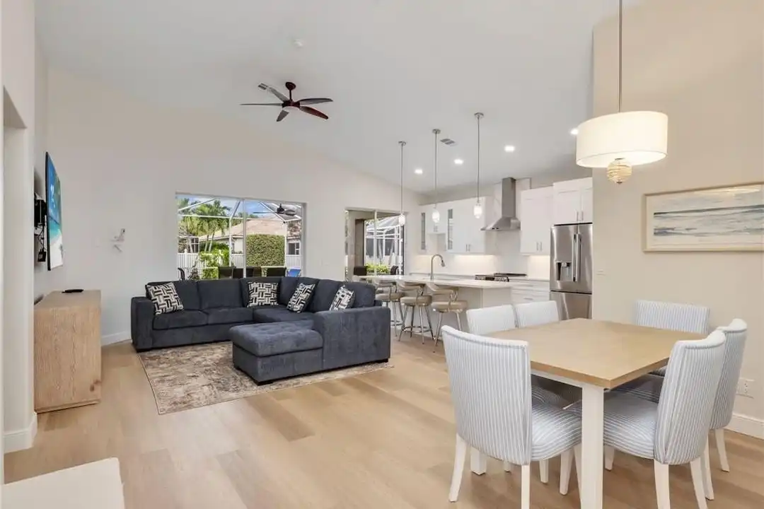 92 Glen Eagle Cir - More