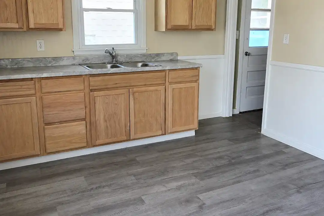 826 Grant St – photo 1 of 23