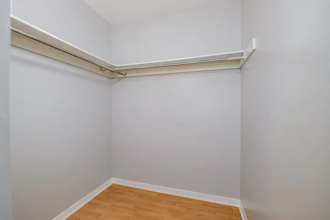 120 S Church Ave – pohled 4