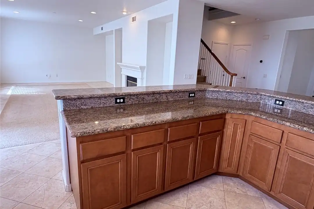 24 Country Walk Dr - View 5