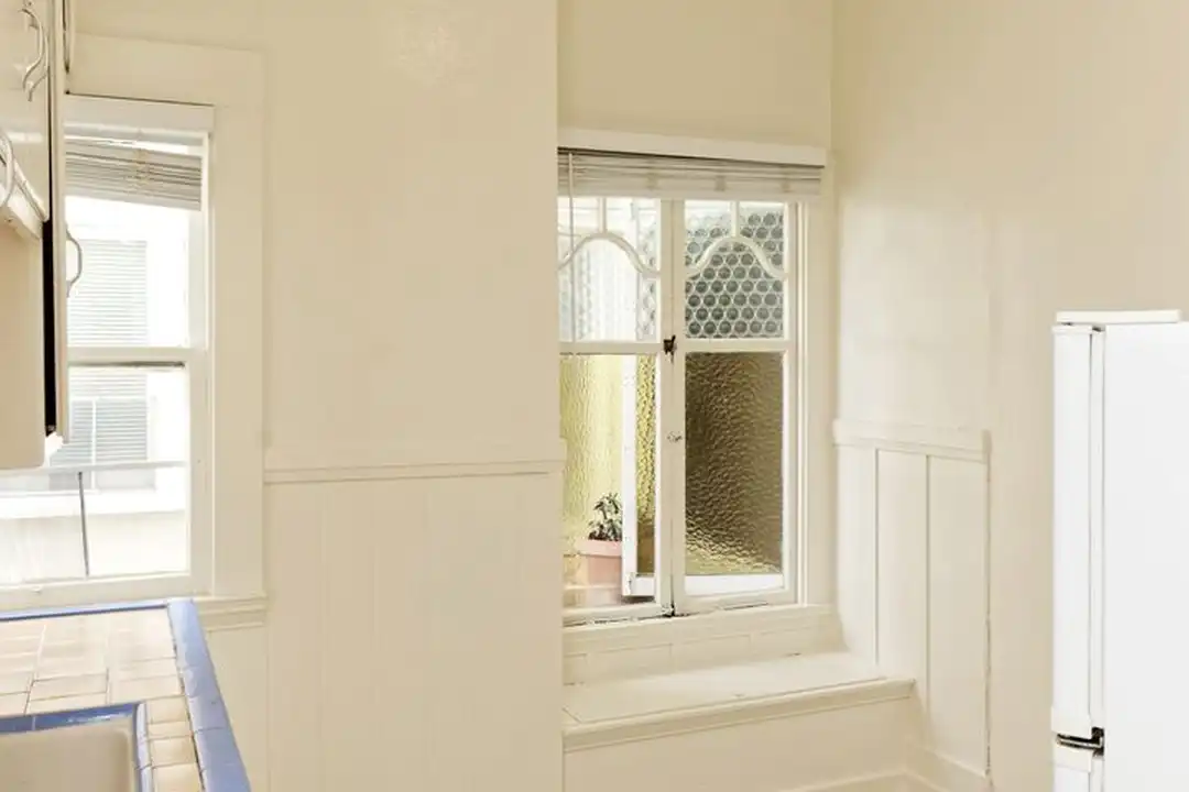 189 Vernon Terrace unit 22 - More