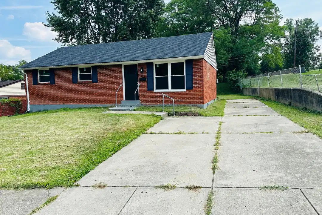 189 Algonquin Dr – photo 1
