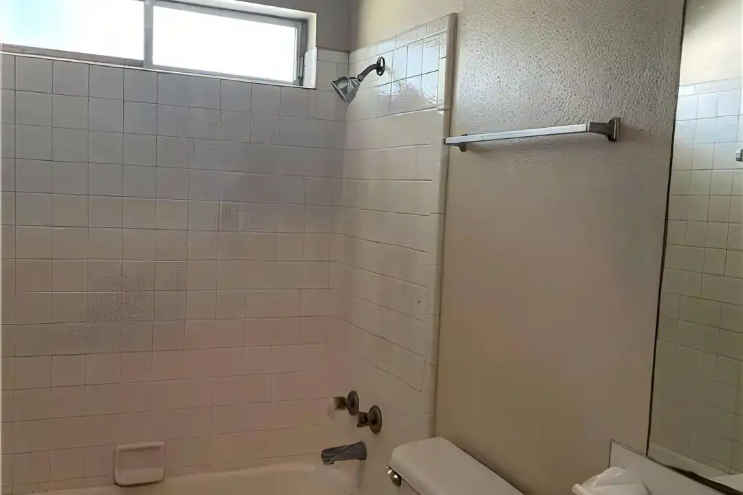 1510 Indian Springs Dr unit # 3 - View 5