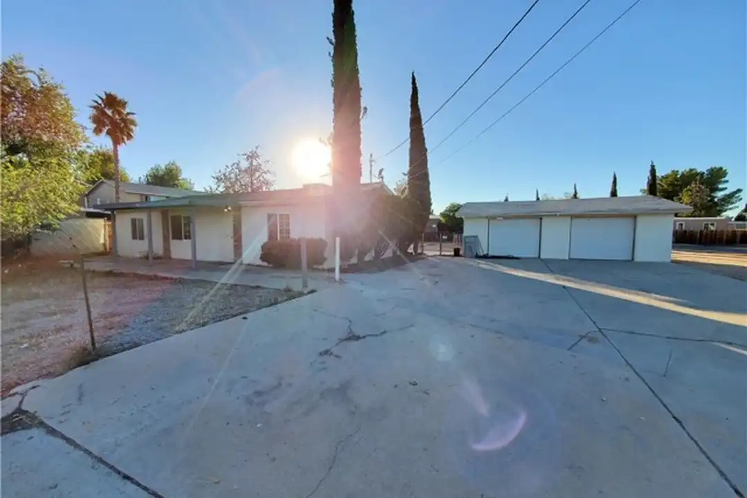 8550 C Ave - View 3