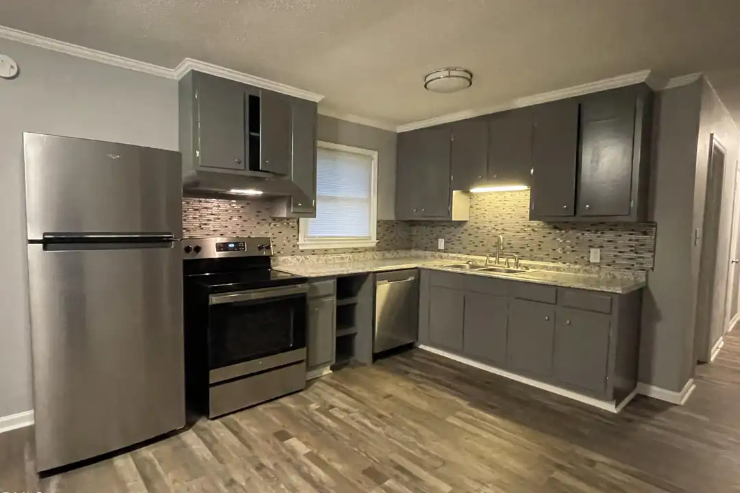 205 Lancaster Rd - View 4