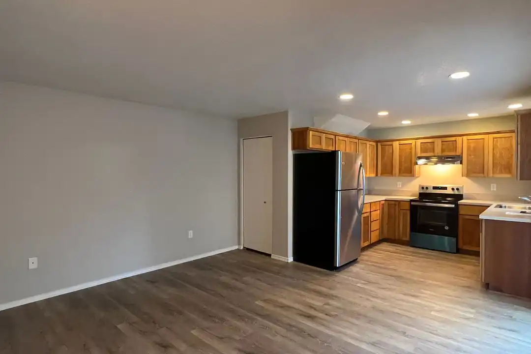 11873 SE Pine St unit 11873 - View 3