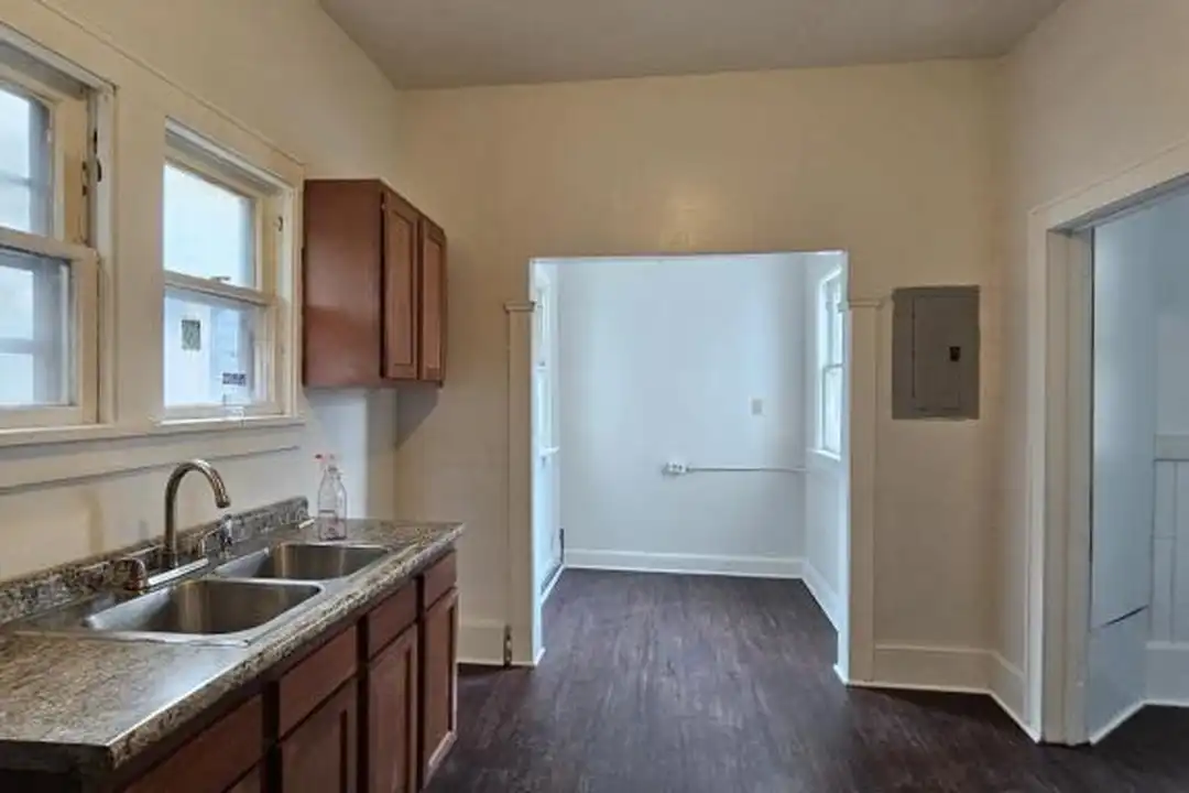 5507 Clark Ave – photo 1