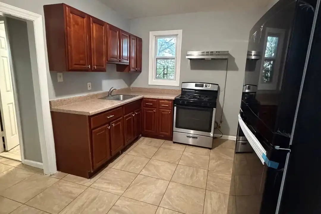55 N 18th St unit 1 – photo 1