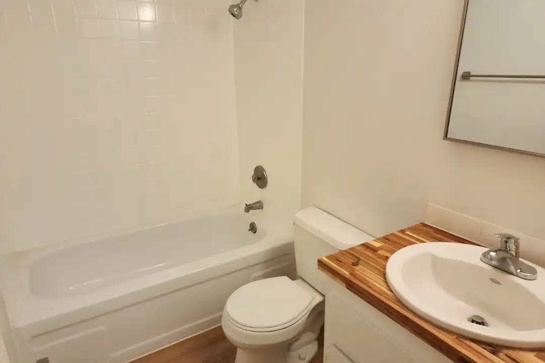 Apartment in Spokane - View 5
