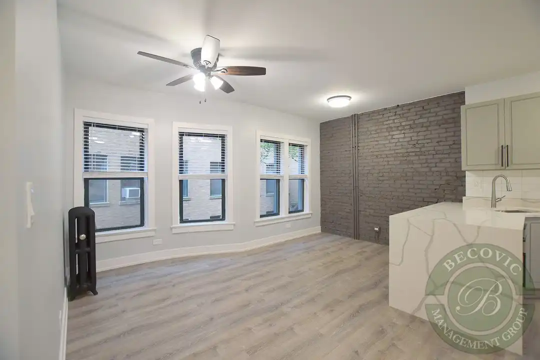 7736 N Eastlake Terrace unit 7742-1W - Radharc 3