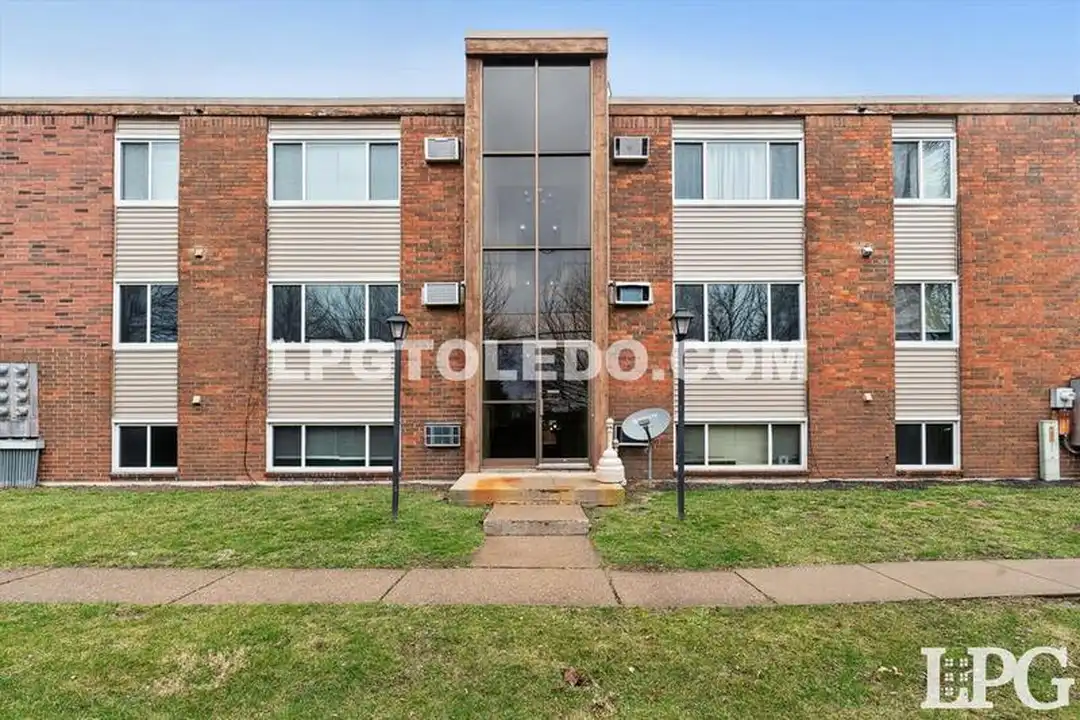 6018 Secor Rd unit 15 – photo 1