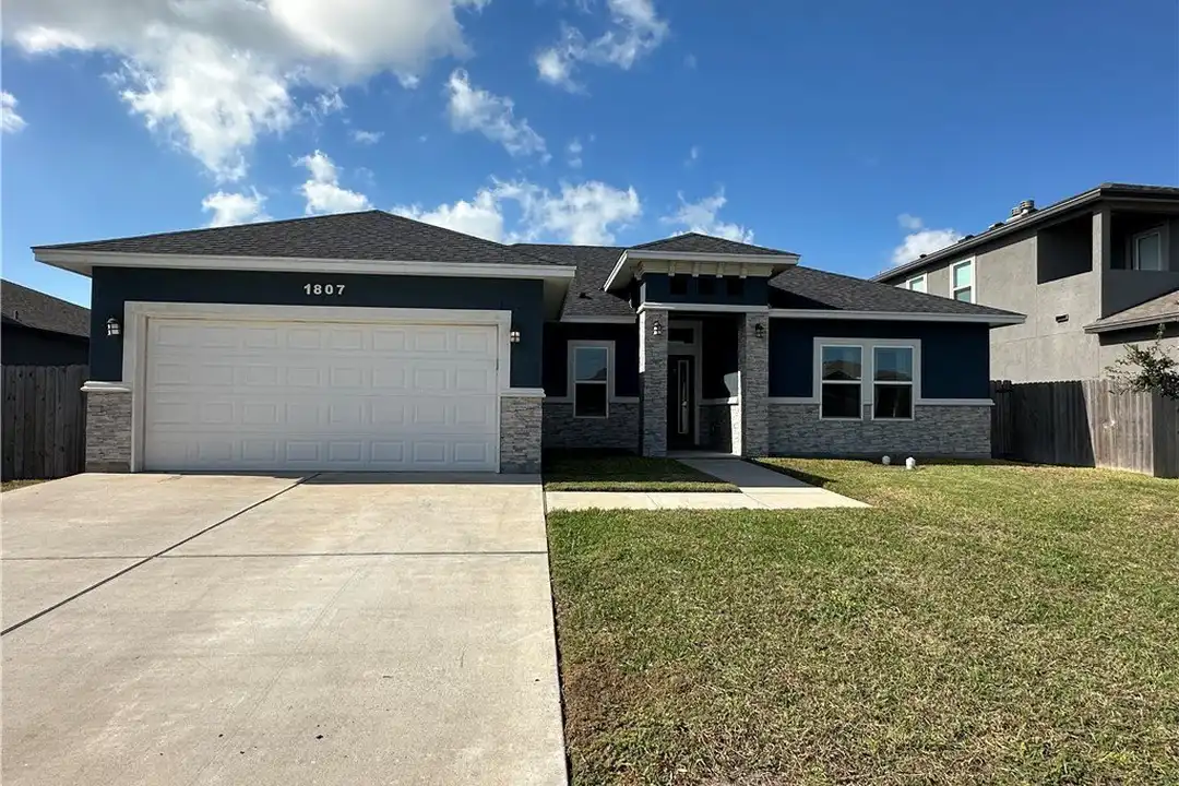 1807 Bay Landing Dr – photo 1