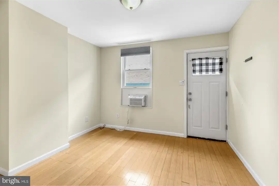 House in Philadelphia - View 2