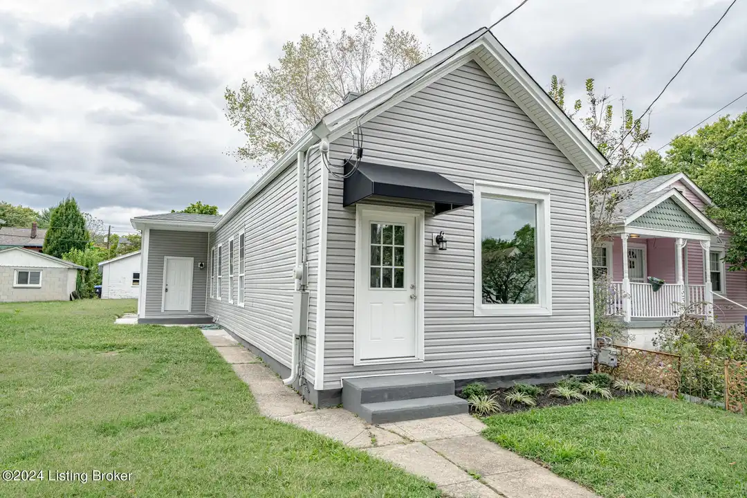 1246 Schiller Ave – photo 1