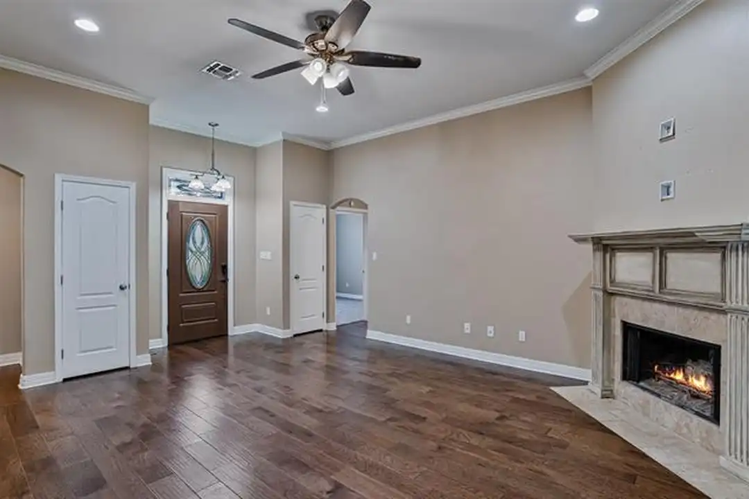 133 Lone Oak Dr - View 4