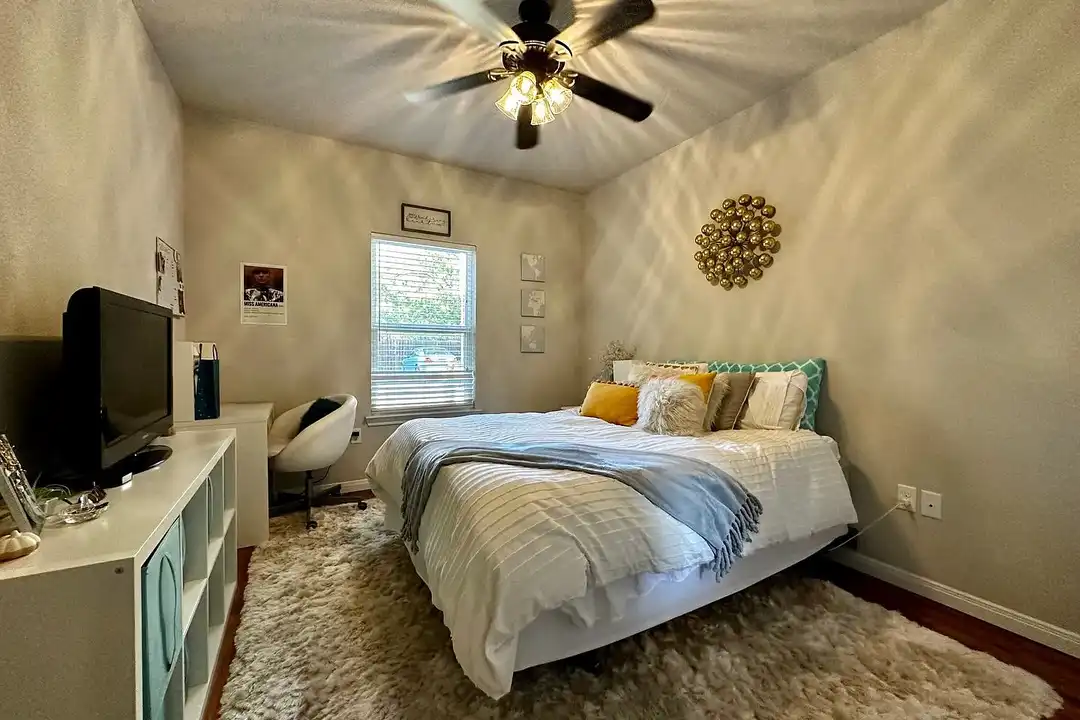 Las Casitas – photo 1