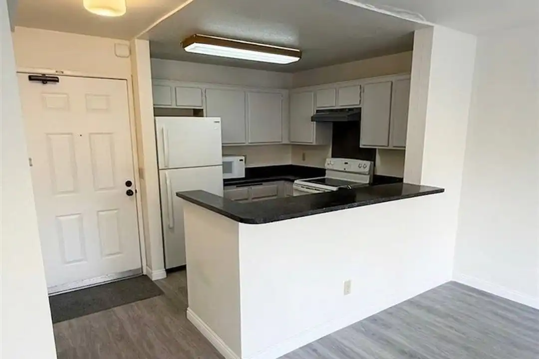 8889 Caminito Plaza Centro #7240 – pohled 5