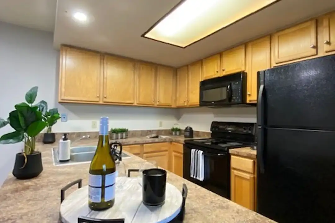 4125 SW 31st Dr unit 4131 - 201 - View 2