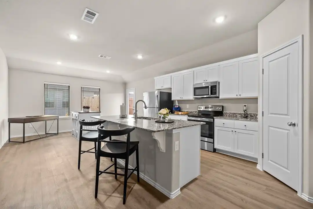 2505 S County Rd - View 2