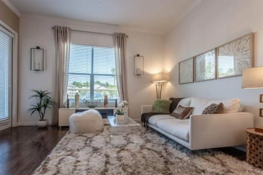 2477 FM 1488 unit 1488 # 2510 - View 4