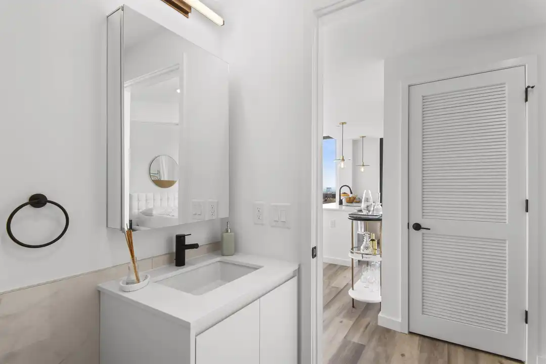 55 Jordan Ave unit 810 - View 5