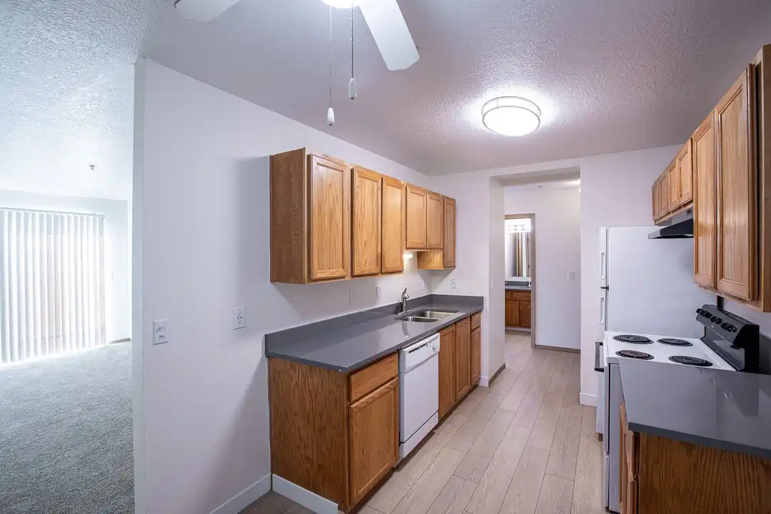 4611-4631 SW Luradel St unit 44 - Widok 3