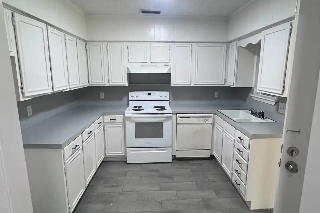 351 Mill Creek Rd unit 5 – photo 1 of 7