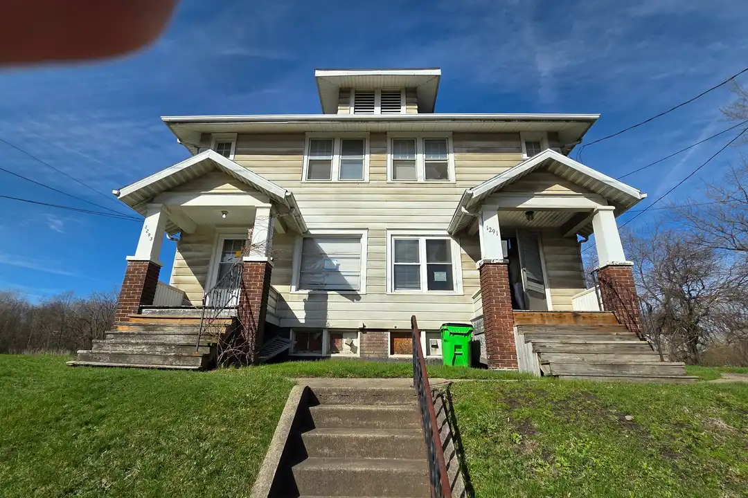 1291 S Mahoning Ave unit 1293 – photo 1